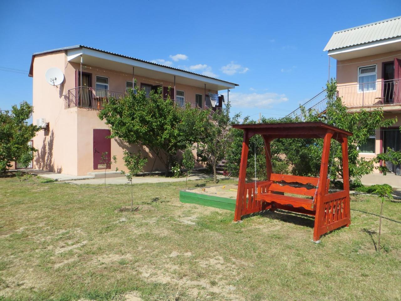 Monte Karlo Zaliznyy Port Exterior photo